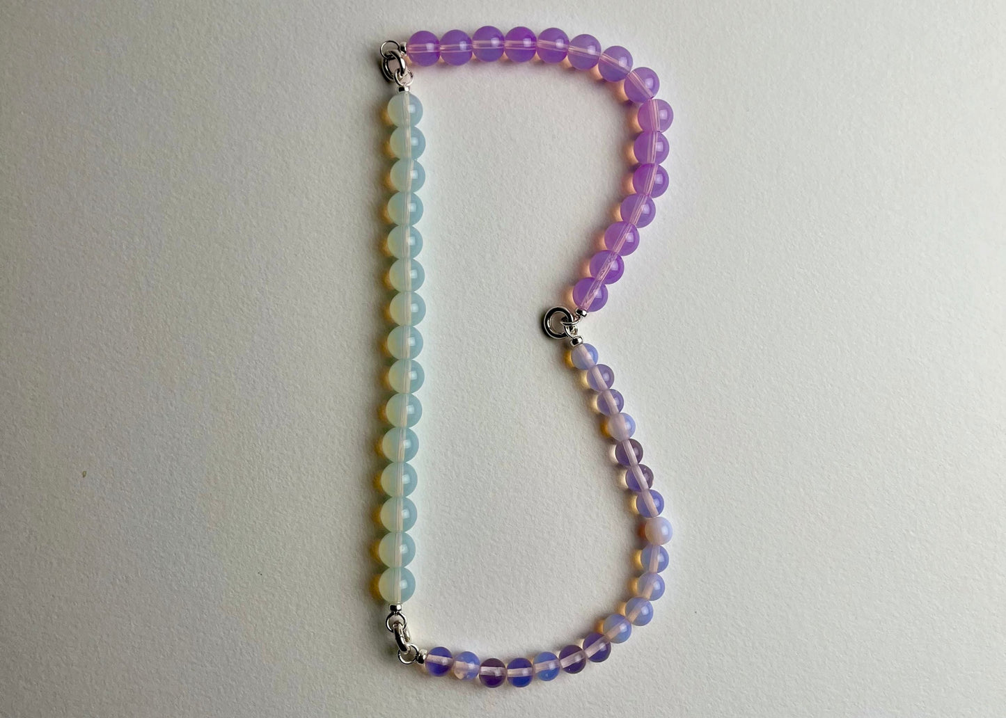 Ouranos - Bukamvilia | Opalite Beaded Chainlet