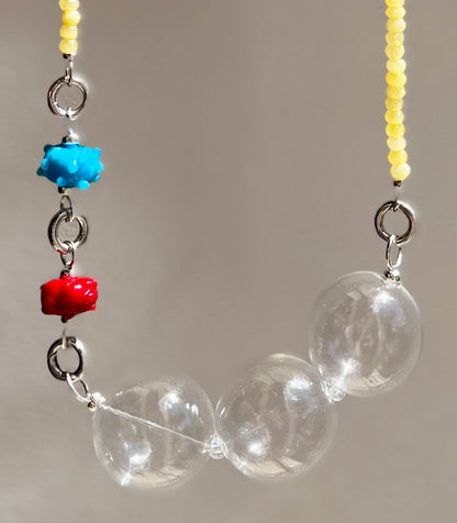 Yellow Quartzite Strand, Såp Bubbla Chunky Drop & Bumpy Urchin Charms Necklace